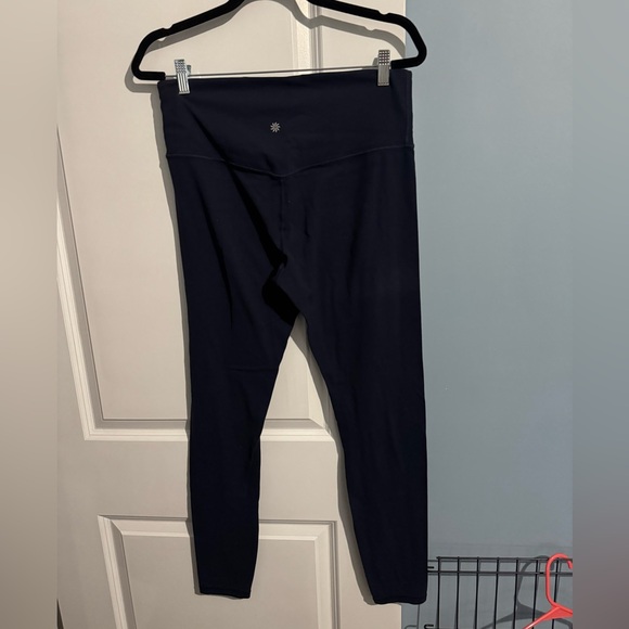 Athleta elation tight - Picture 2 of 3